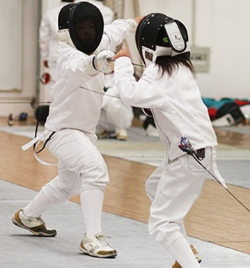 擊劍運(yùn)動(dòng) 兒童練擊劍運(yùn)動(dòng)的好處和注意事項(xiàng)