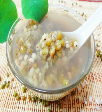 熬夜適合喝什么湯   推薦6款適合熬夜喝的湯