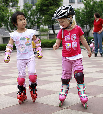 兒童運(yùn)動常識 幼兒學(xué)習(xí)輪滑有哪些好處