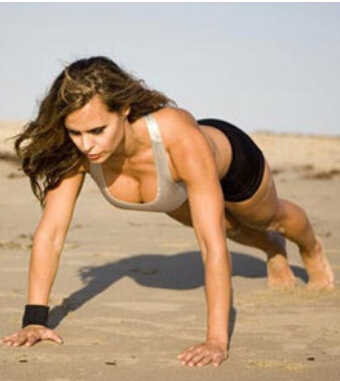 俯臥撐的正確做法 女生做俯臥撐的好處