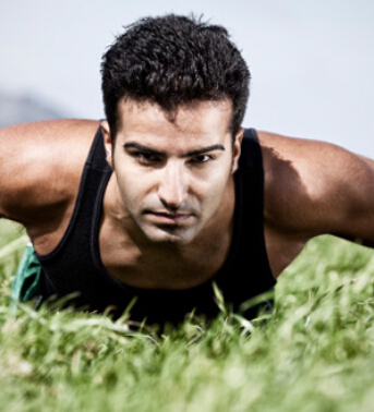 俯臥撐的好處 助就完美曲線