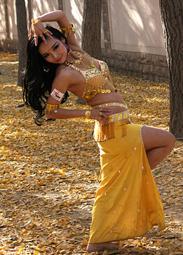 肚皮舞減肥 塑造性感小蠻腰的肚皮舞招式