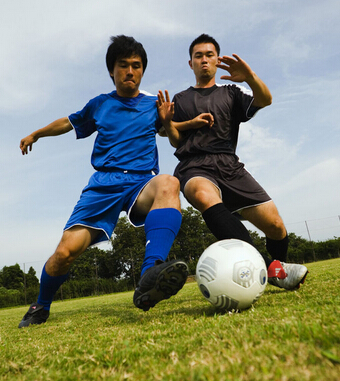 踢足球的好處 足球健身的價值與好處