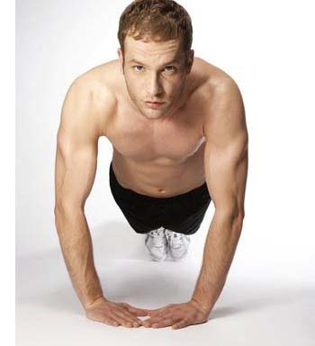 男人如何快速練肌肉 男人如何輕松練胸肌