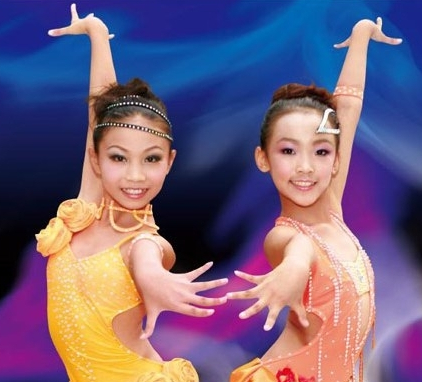 婀娜多姿肚皮舞 跳肚皮舞對(duì)服飾有哪些要求