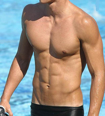 練習(xí)腹肌的誤區(qū)  陷入你就別想練出腹肌