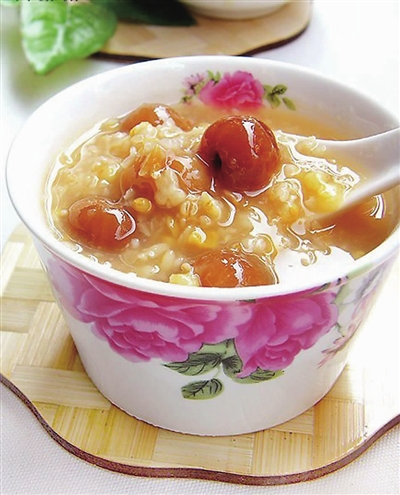 如何補(bǔ)血益氣 中醫(yī)推薦8款益氣補(bǔ)血養(yǎng)生粥