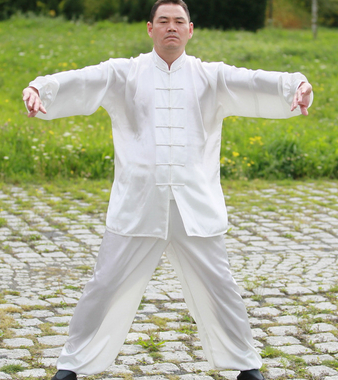 美容養(yǎng)顏 氣功養(yǎng)顏?zhàn)钪匾氖侨{(diào)