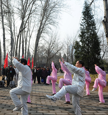 養(yǎng)生氣功功法 武當(dāng)養(yǎng)生氣功的強(qiáng)身健體功