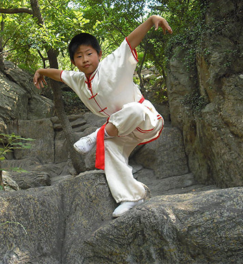 養(yǎng)生氣功功法 武當(dāng)養(yǎng)生氣功的強(qiáng)身健體功