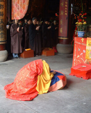 拜佛禮儀 供香禮拜的方法