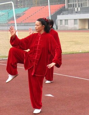 養(yǎng)生氣功 練習(xí)氣功疏通經(jīng)絡(luò)調(diào)理臟腑