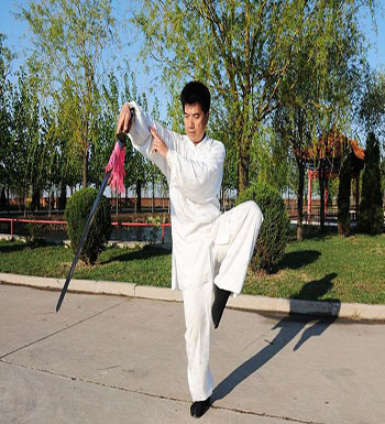 練習(xí)太極劍有什么好處 太極劍的練習(xí)方法
