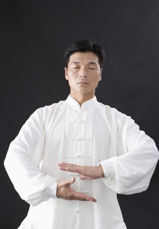 氣功練習(xí) 練習(xí)氣功對(duì)耳朵的保健功效