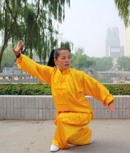 腰間盤突出的治療方法 腰突癥的氣功治療