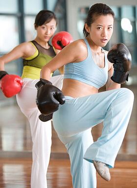 有氧搏擊操 練習(xí)有氧搏擊操的要求和好處