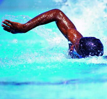 怎么學(xué)游泳 游泳初學(xué)者減肥方法