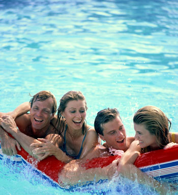 學(xué)游泳的技巧有哪些 新手學(xué)游泳必備