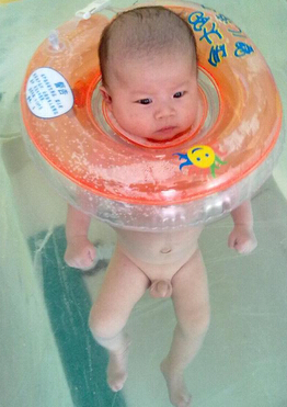 嬰兒游泳 哪種嬰兒游泳池更好