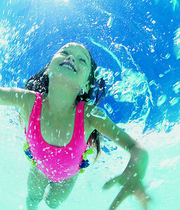 學(xué)游泳教程 俯漂的方法和技巧