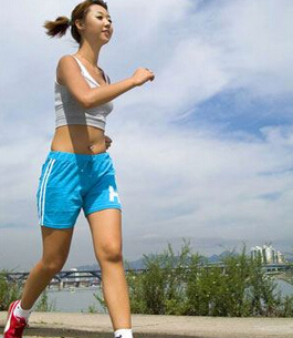 慢跑的好處 慢跑可以促進睡眠