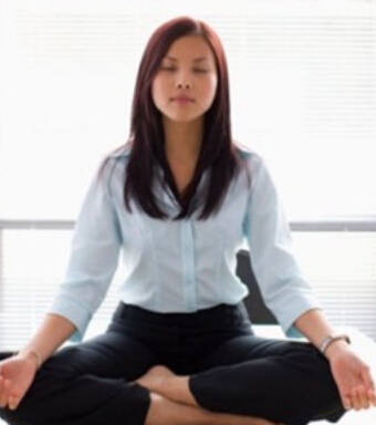 辦公室瑜伽 緩解壓力又健身