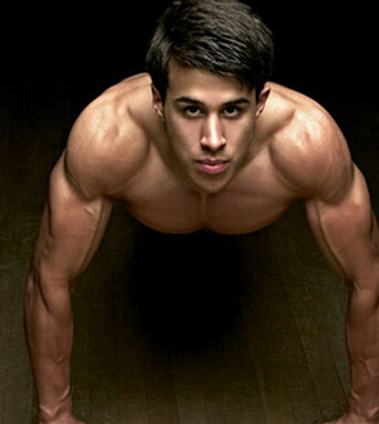 俯臥撐的好處 練出肌肉好簡(jiǎn)單