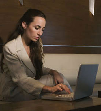 女性熬夜代價大危害多 容易引發(fā)多種疾病