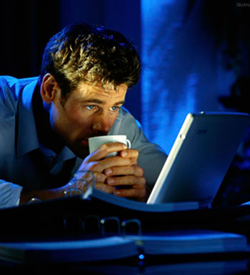 論 夜貓子 是怎么練成的 長期晚睡的危害