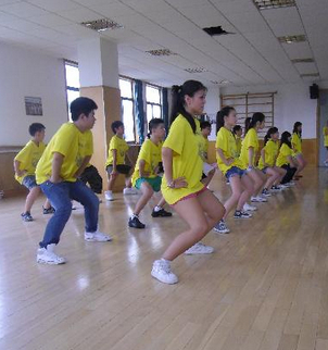 蹲馬步 既鍛煉肌肉又治遺精