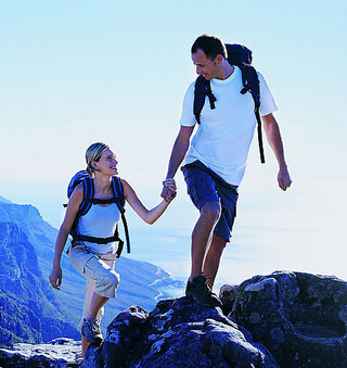 如何科學(xué)爬山 爬山健體強(qiáng)身要講科學(xué)