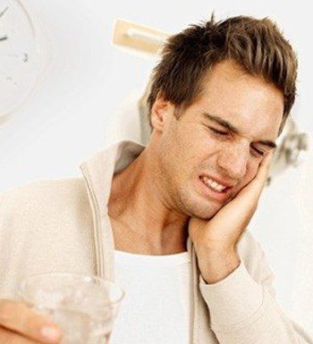 長(zhǎng)智齒的注意事項(xiàng) 智齒的并發(fā)癥有哪些