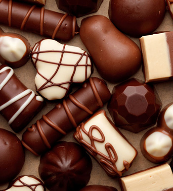 別把冰箱當(dāng)做安全倉(cāng)庫(kù) 這些食物放冰箱變毒藥