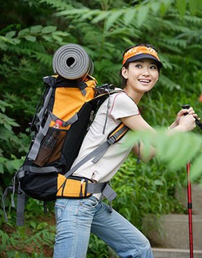 如何抗衰老 堅(jiān)持爬山抗衰老