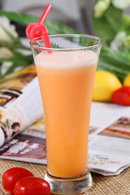 養(yǎng)生常識 日常鮮榨果汁需要注意五大方面