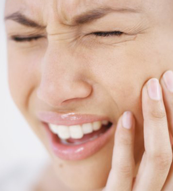 長(zhǎng)智齒的注意事項(xiàng) 智齒的并發(fā)癥有哪些