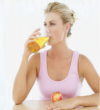 去除口臭的方法  多吃水果少抽煙