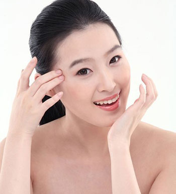 黑頭產(chǎn)生的原因是什么 如何有效地去除黑頭