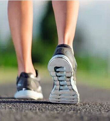 健康養(yǎng)生常識(shí) 從鞋底磨損情況辨識(shí)身體疾病