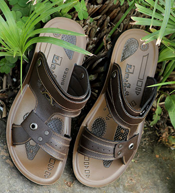 人字拖好看但危害大 盤點(diǎn)4種拖鞋的危害