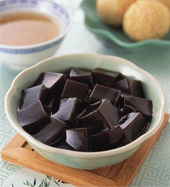 冰激凌營(yíng)養(yǎng)或僅次于酸奶 龜苓膏沒(méi)傳說(shuō)中神奇