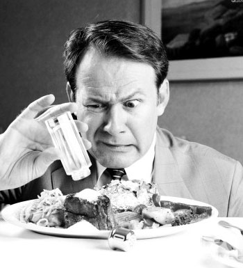 鹽不能吃太多 鹽吃太多的危害有哪些