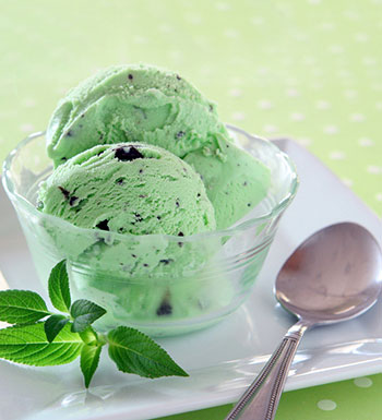 冰激凌營(yíng)養(yǎng)或僅次于酸奶 龜苓膏沒(méi)傳說(shuō)中神奇