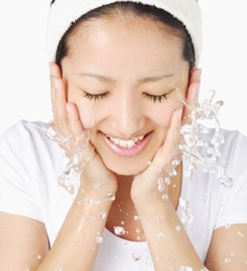 肌膚保養(yǎng)常識 3大方法改善你的面部肌膚