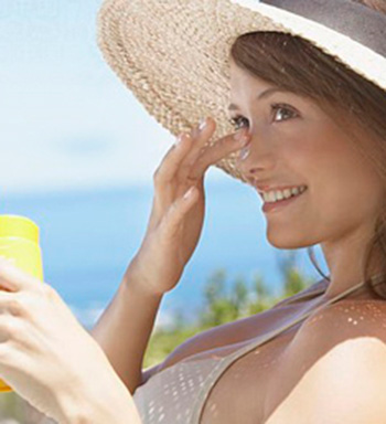 美白防曬不要做這些  揭露7大防曬誤區(qū)