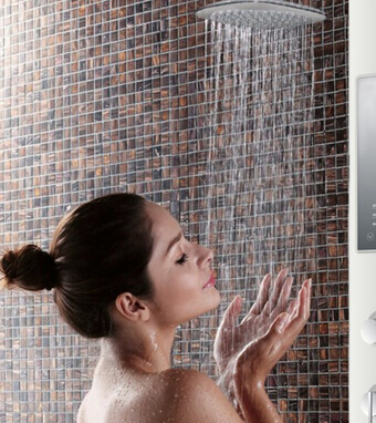 健康養(yǎng)生知識 注意6個(gè)錯(cuò)誤的洗澡時(shí)間