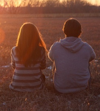 愛情故事 從牽手方式看你們感情深度