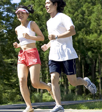 沒(méi)有時(shí)間運(yùn)動(dòng)要怎么瘦  熱水泡腳就能減肥