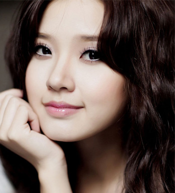 女性夏季化妝注意事項(xiàng) 夏季化妝應(yīng)該注意些什么