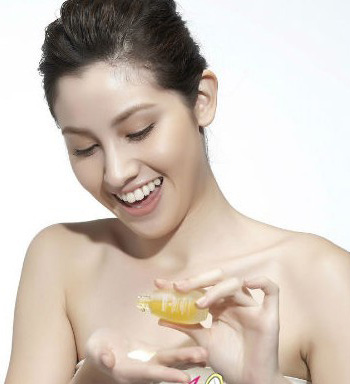 美容養(yǎng)生 祛痘后快速消除痘印方法